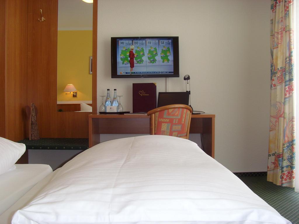 Hotel & Restaurant Engel Herbertingen Habitación foto